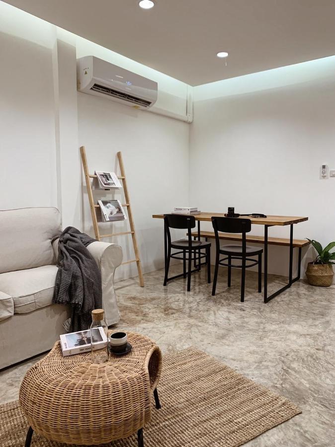 Marlowe-Tony'S Home Bangkok Extérieur photo